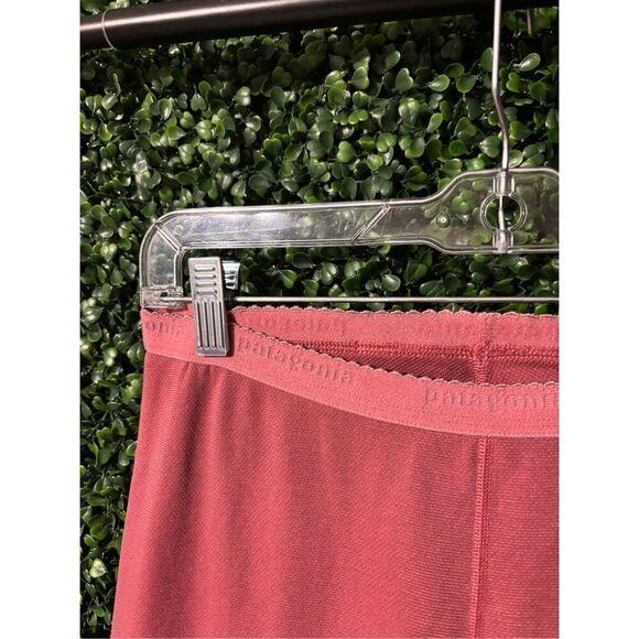 Patagonia Classic Pink Base Layer Leggings Sz Medium - Picture 2 of 5